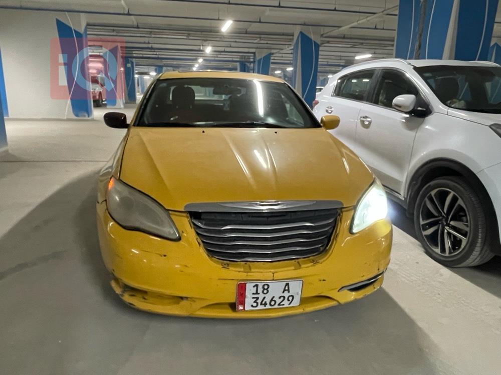 كرايسلر 200
